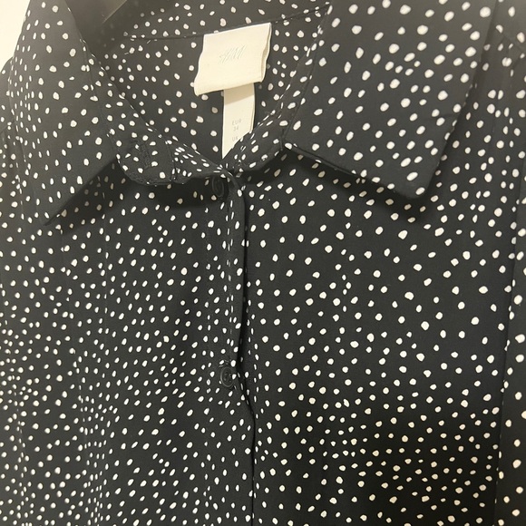 H&M black & white polka dot button up blouse size 2 - Picture 2 of 6